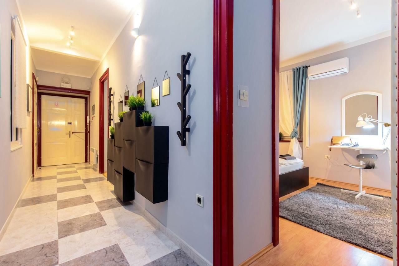 Apartment Dolac In Center Of Town Rijeka Exterior foto