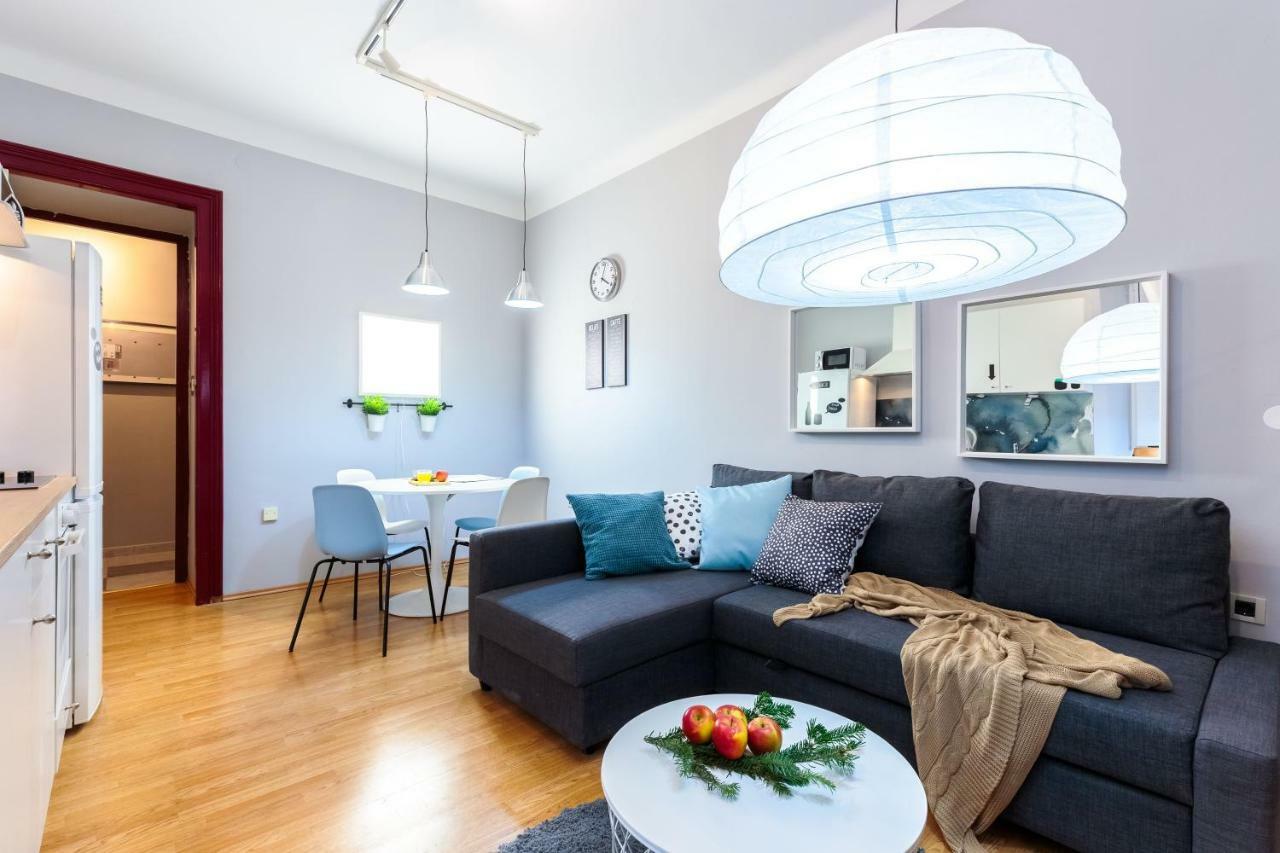 Apartment Dolac In Center Of Town Rijeka Exterior foto